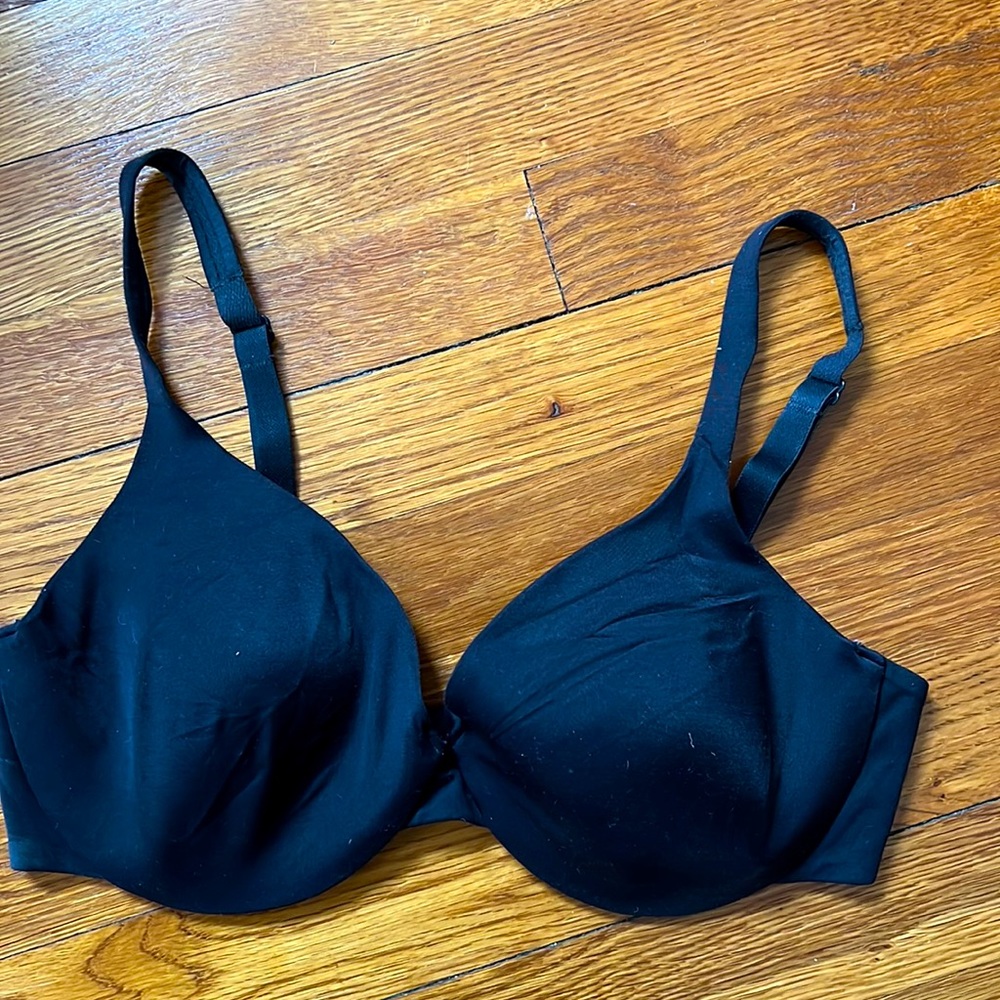 body by Victoria 34d black underwire
